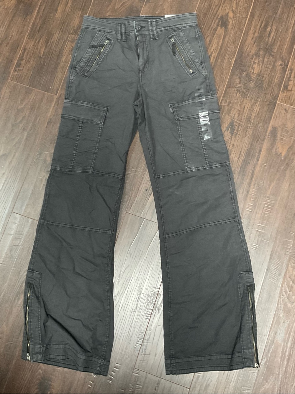 American Eagle Outfitters Black Cargo Zip-Pocket Pants